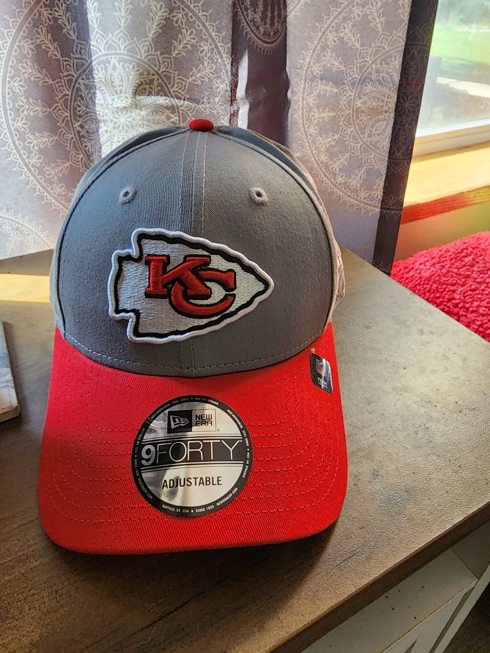 New Era Kansas City Chiefs Gray and Red 9FORTY Adjustable Hat